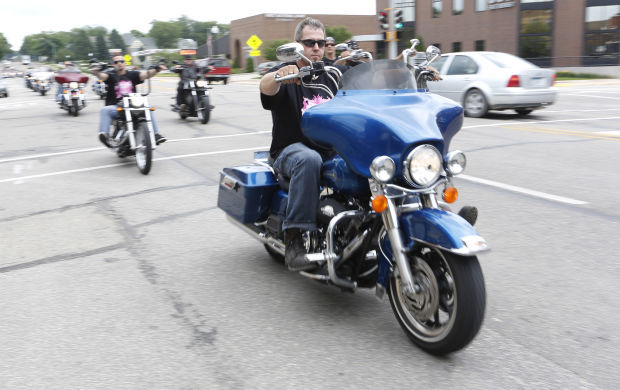 071214mp-Memorial-Ride-and-Drive-1